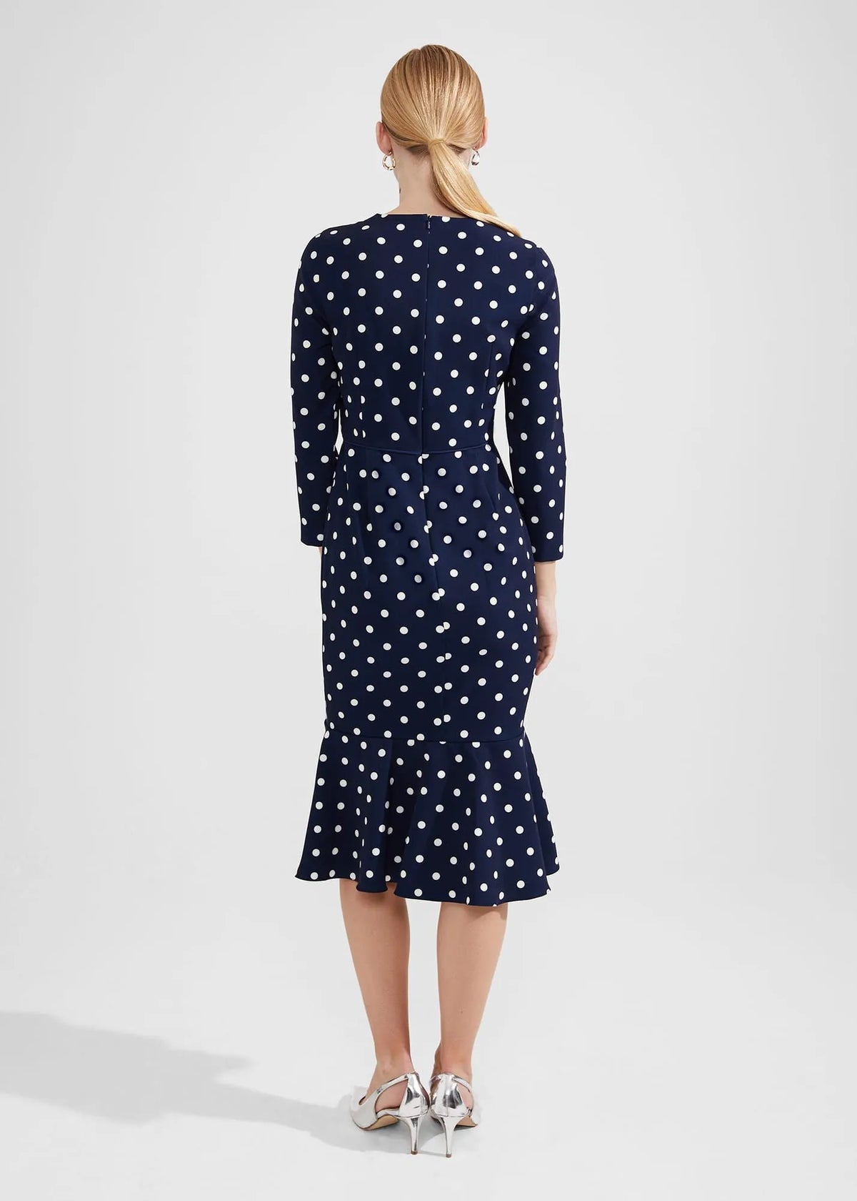 Navy Ivory