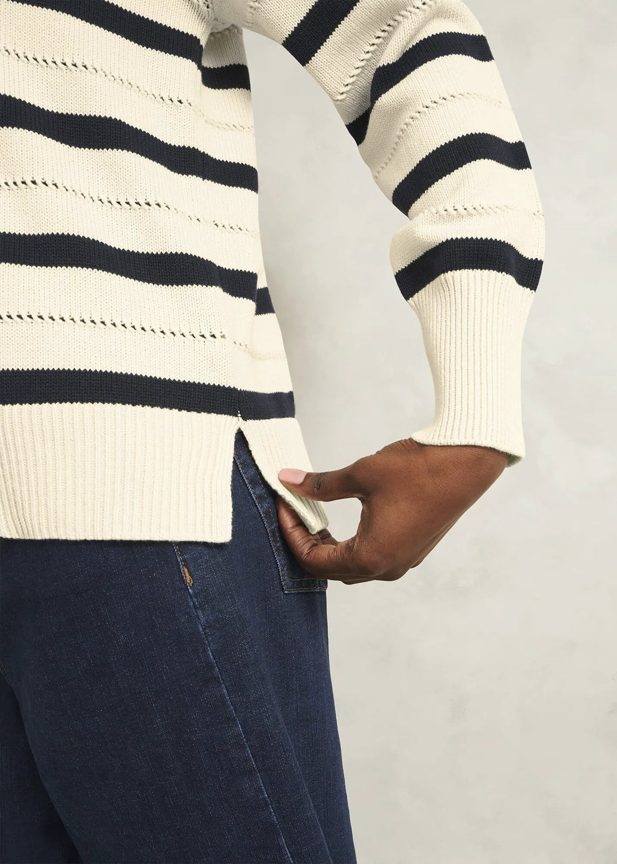 Cream Navy