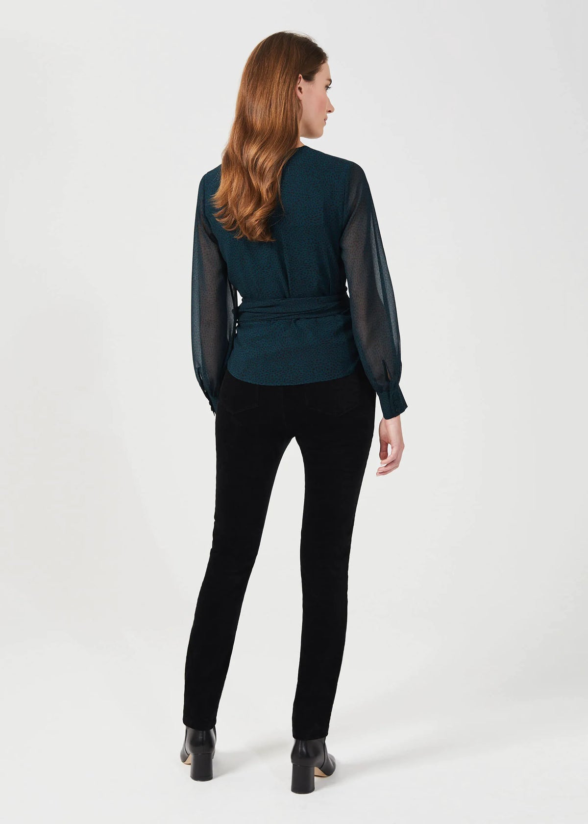 Pine Black