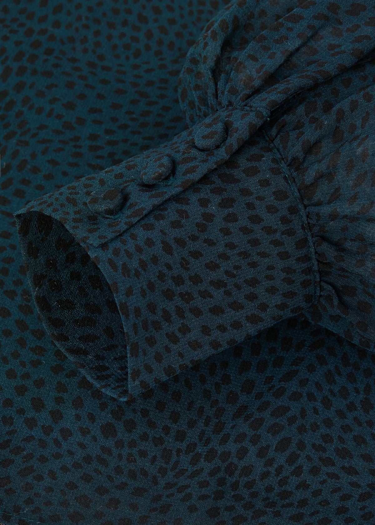 Pine Black