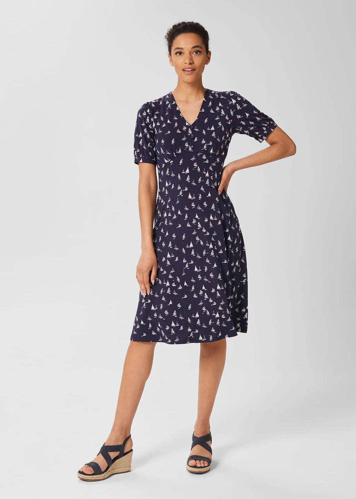 Navy Ivory