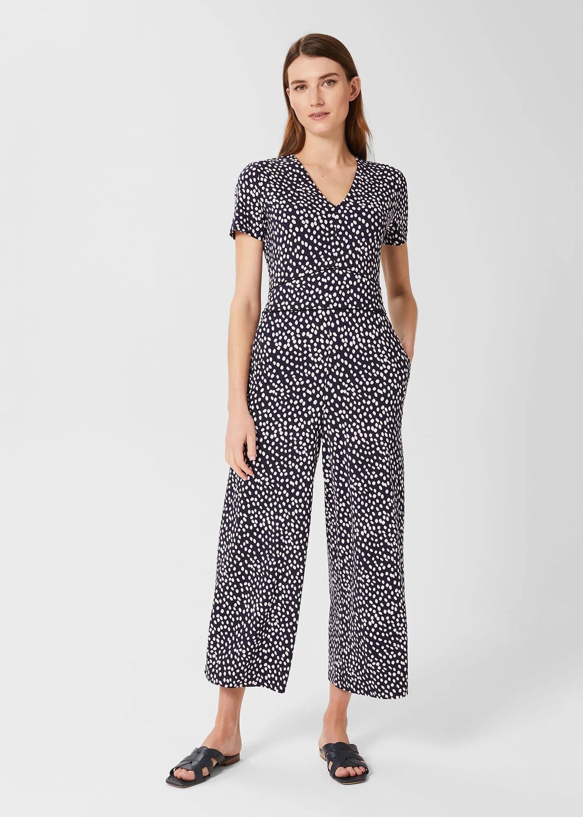 Navy Ivory