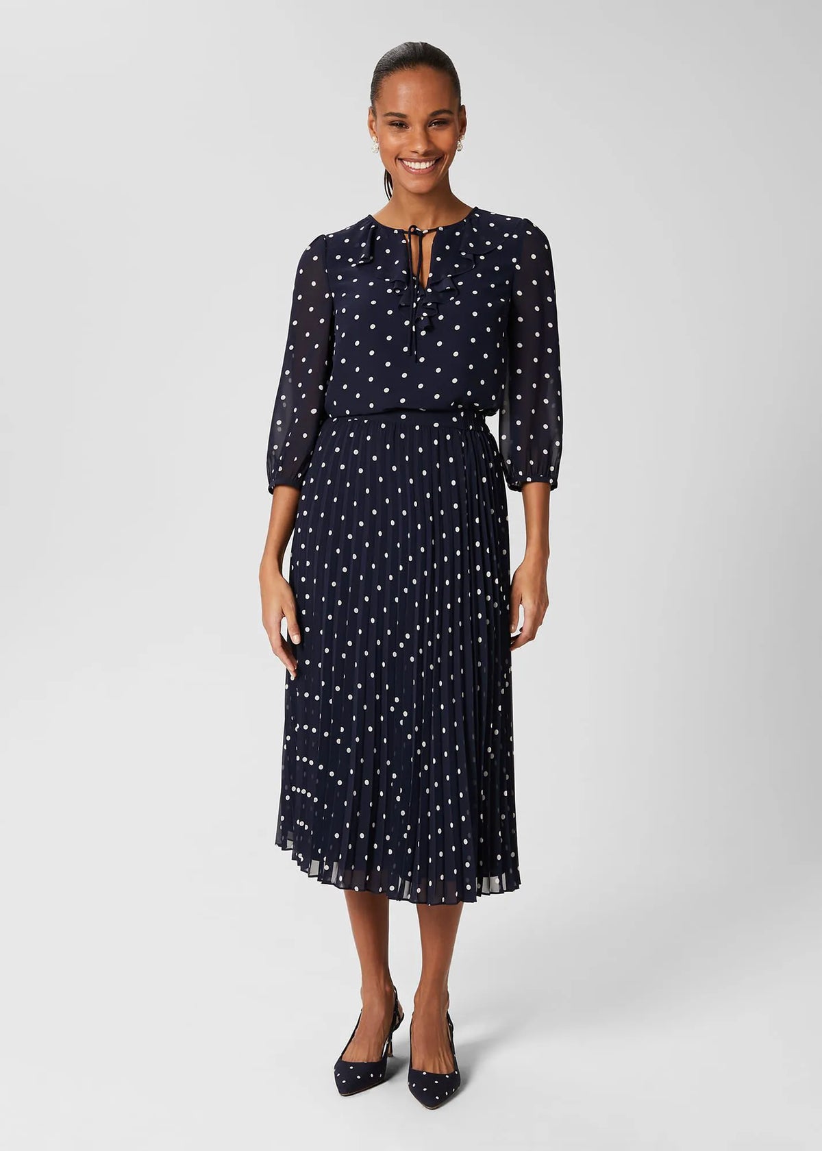 Navy Ivory