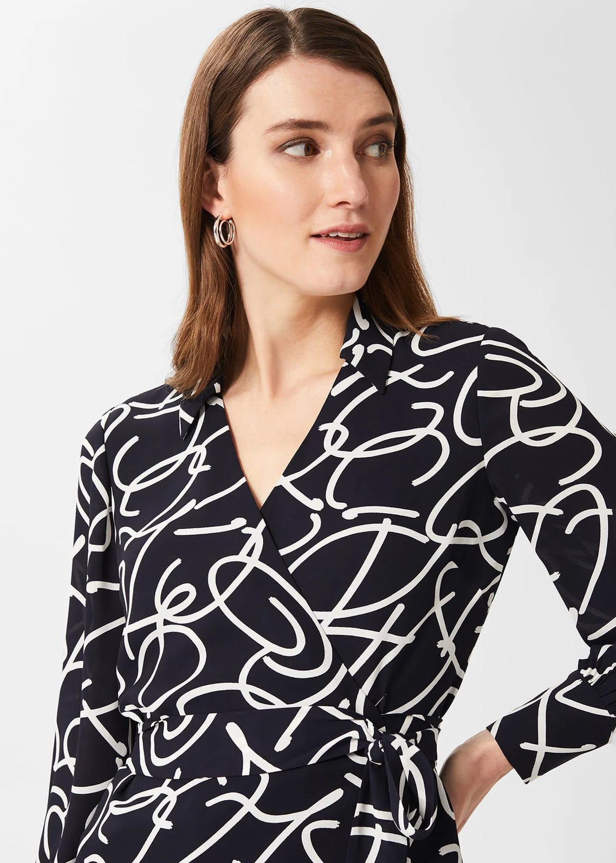 Navy Ivory