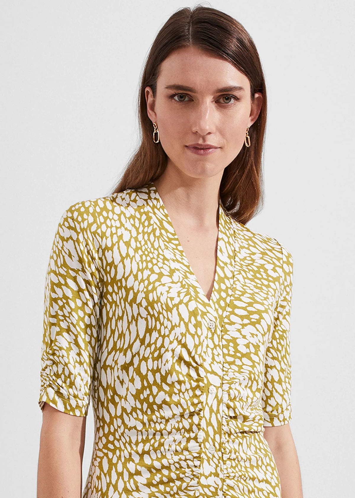 Mid Olive Ivory