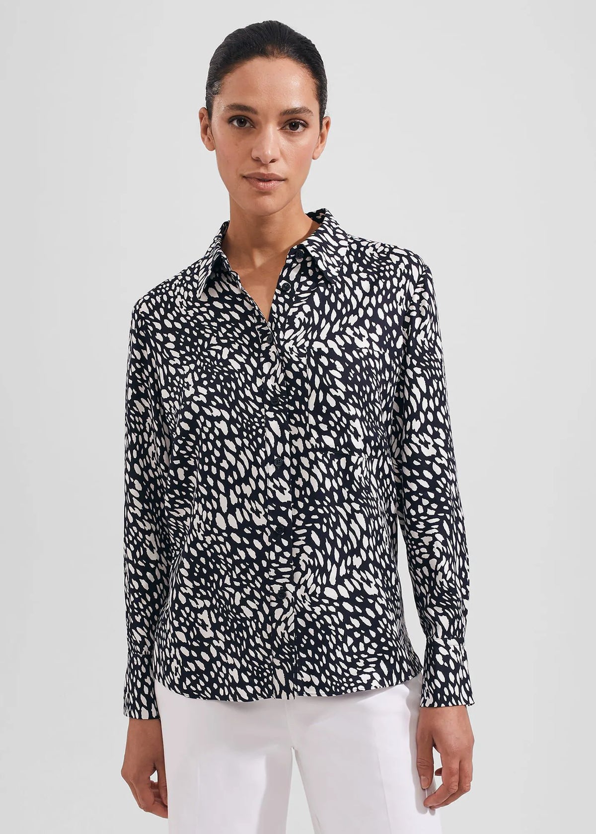 Navy Ivory