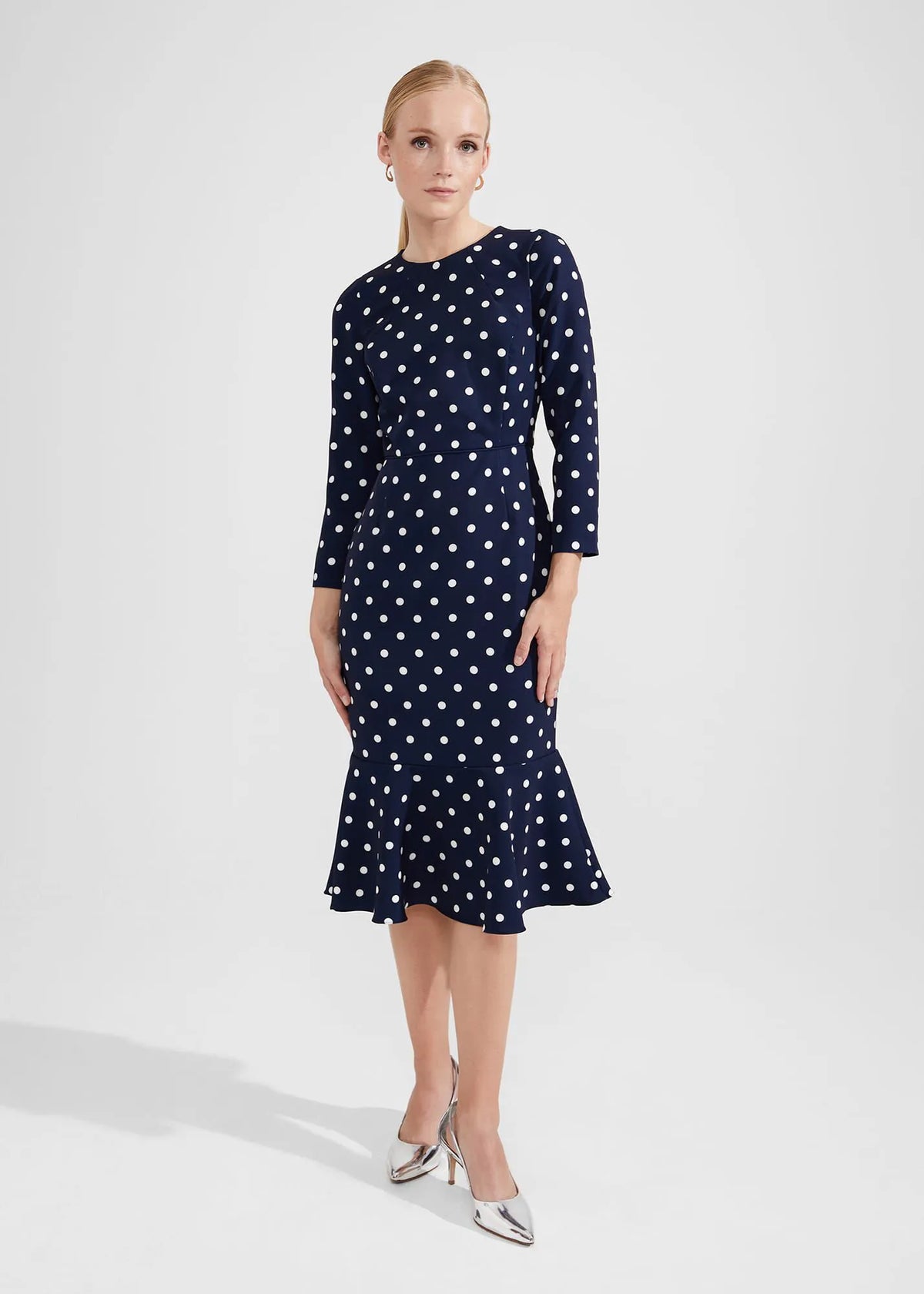 Navy Ivory
