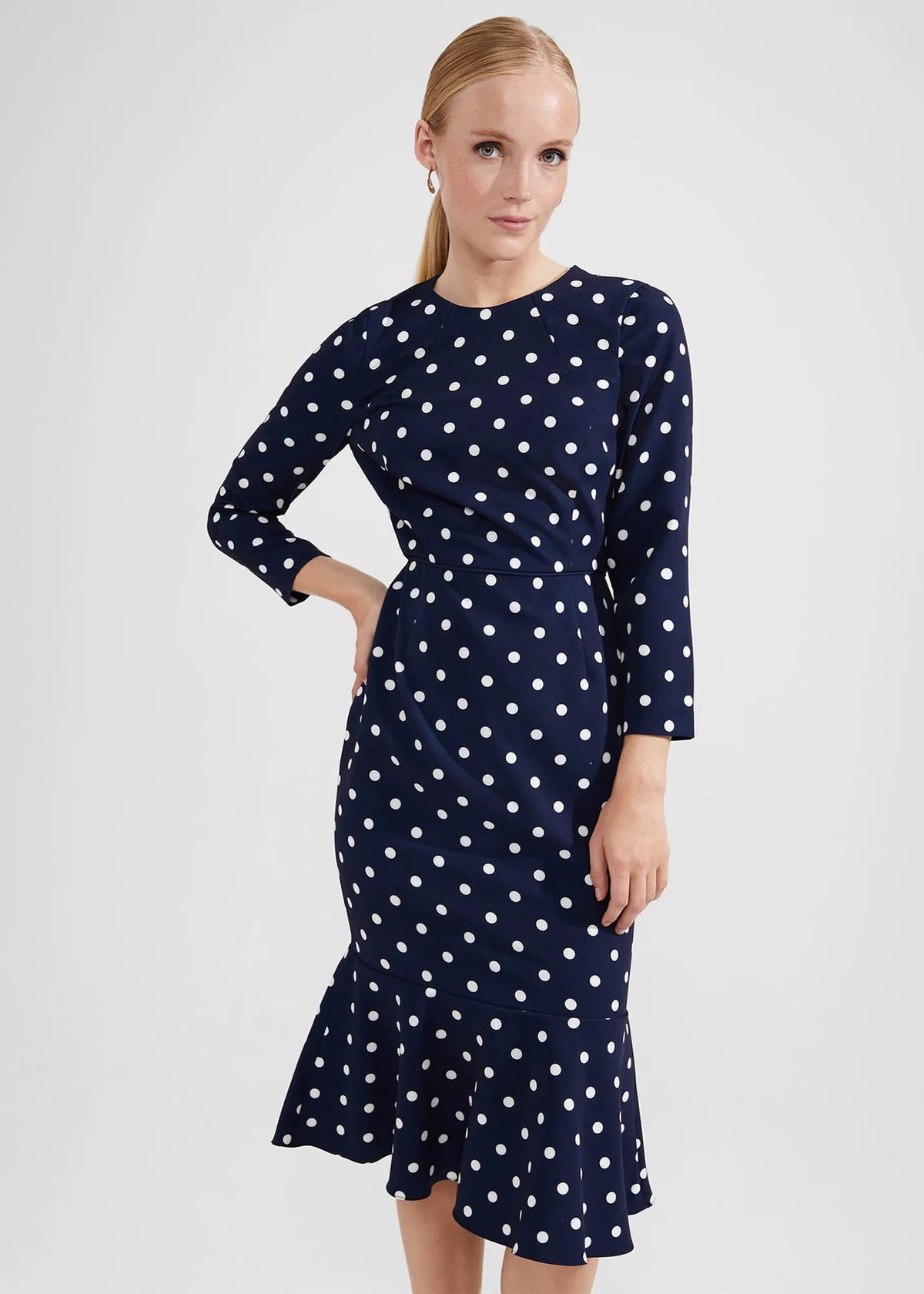 Navy Ivory