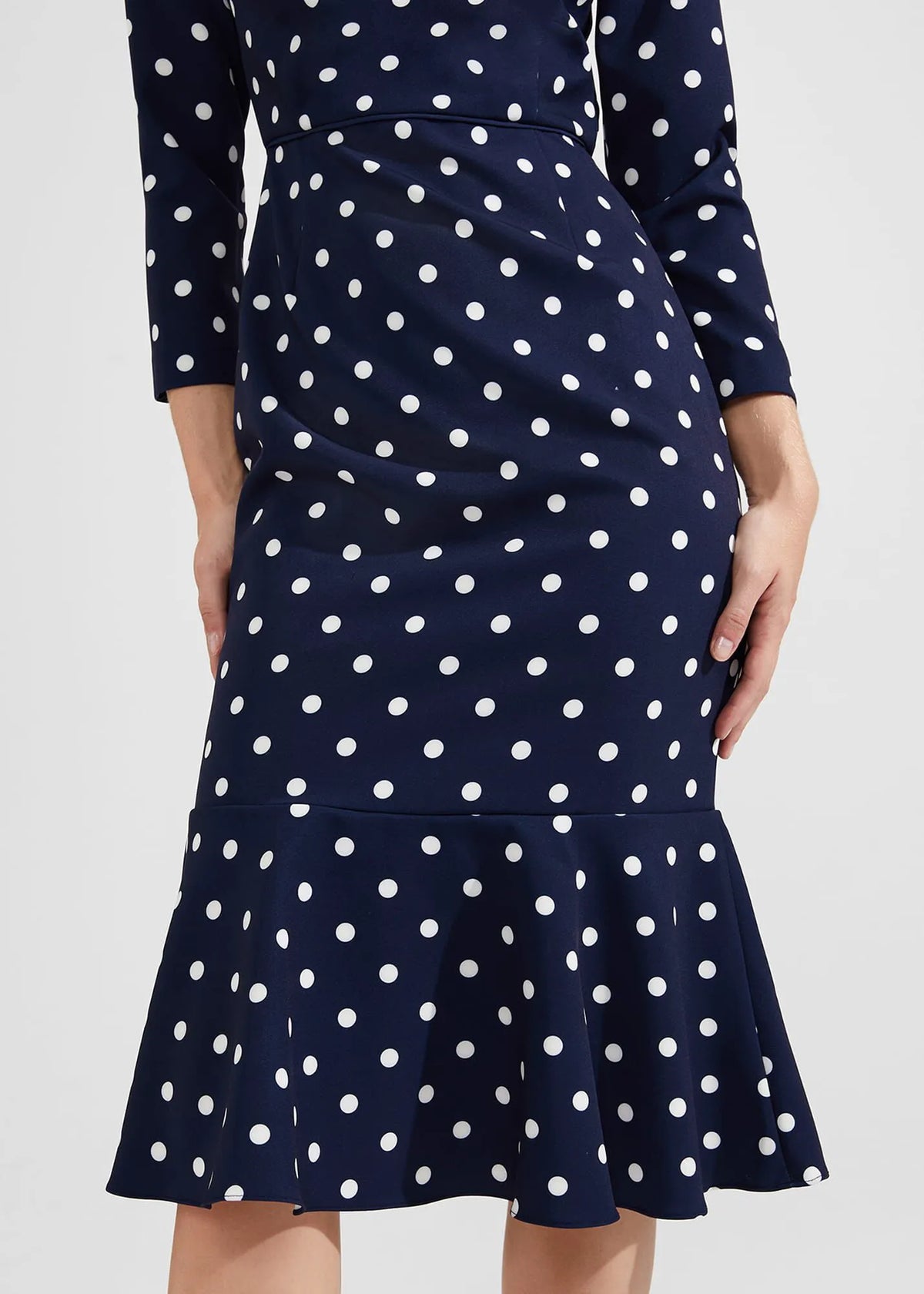 Navy Ivory
