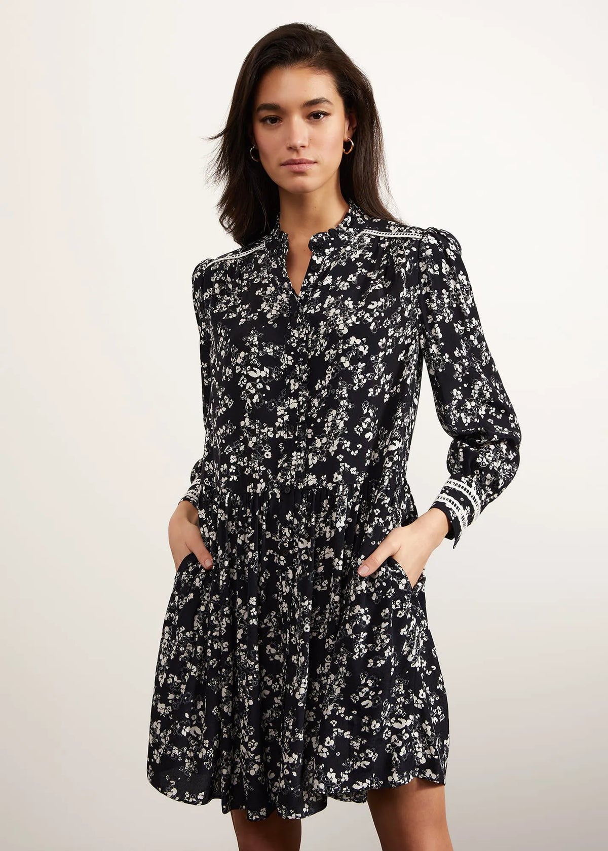 Navy Ivory