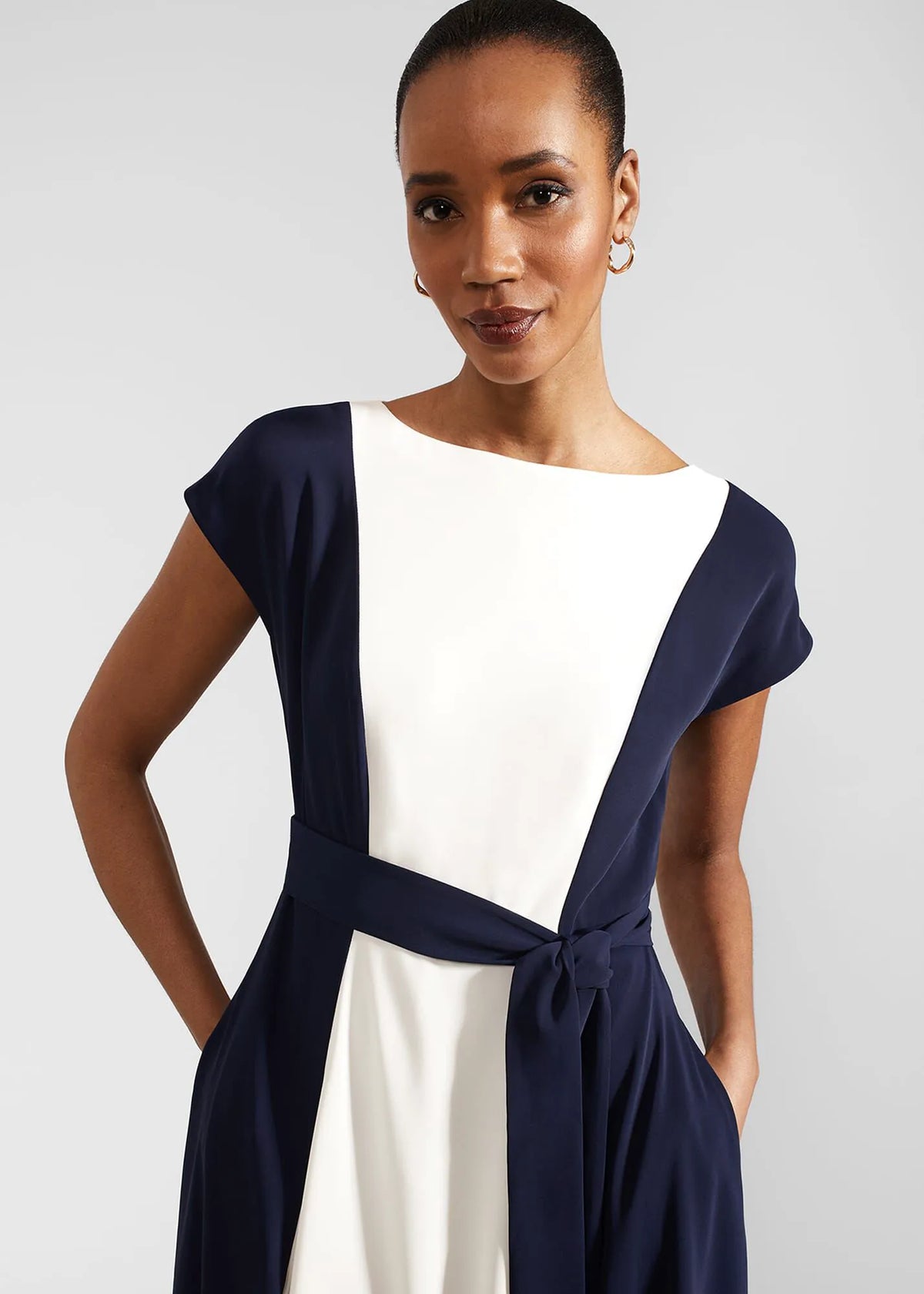 Navy Cream