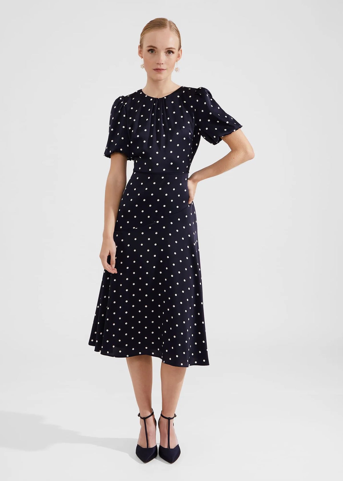 Navy Ivory