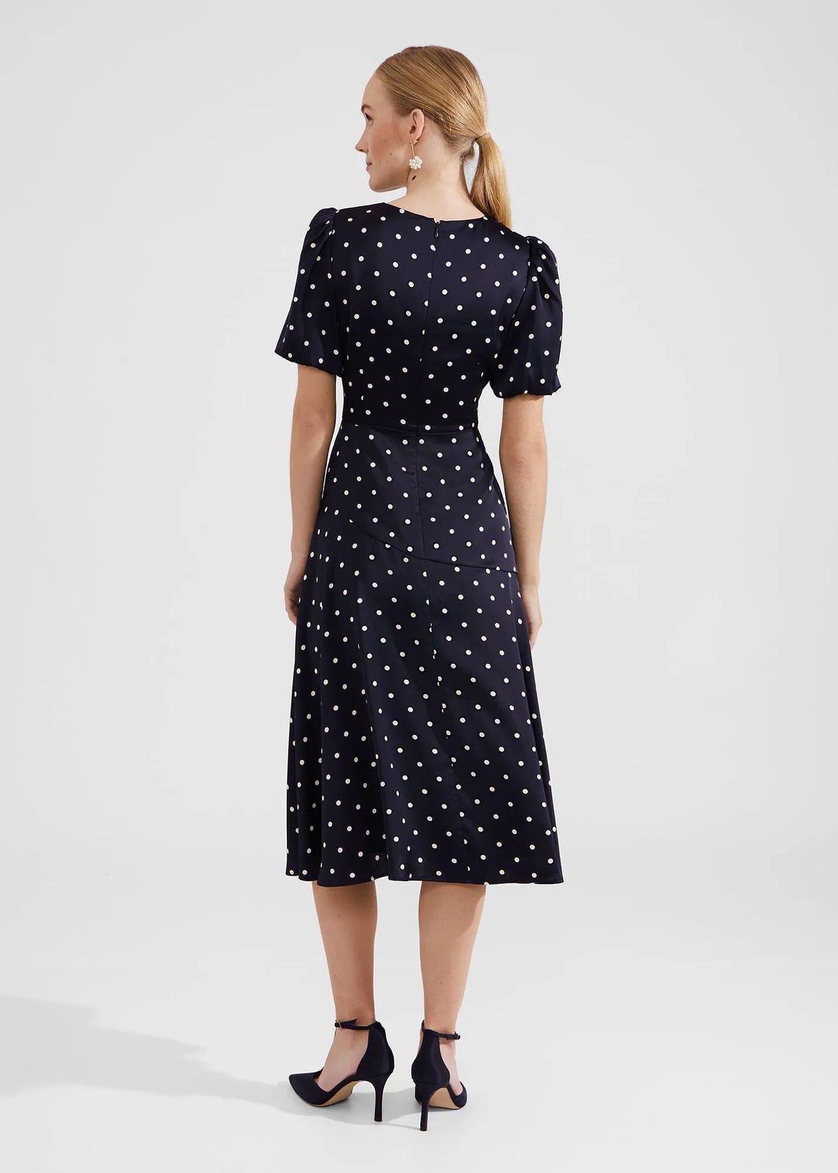 Navy Ivory