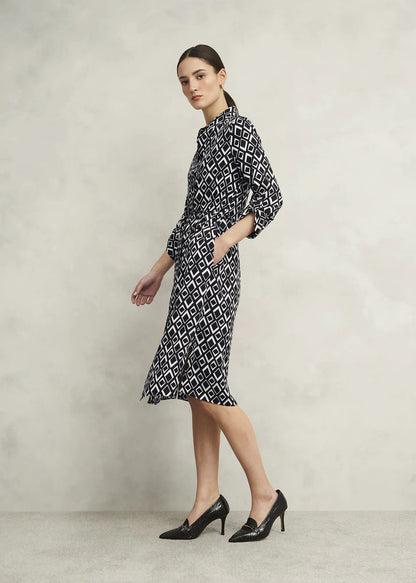 Navy Ivory