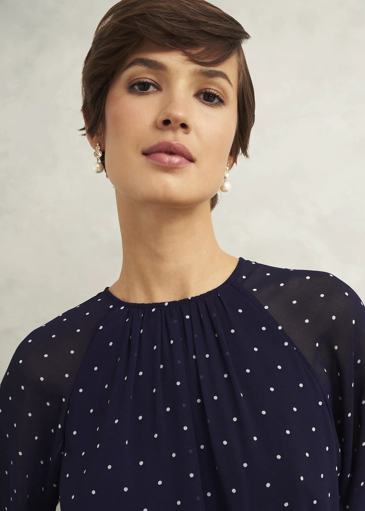 Navy Ivory