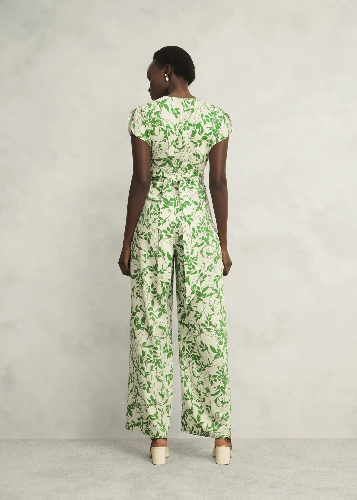 Cream Green