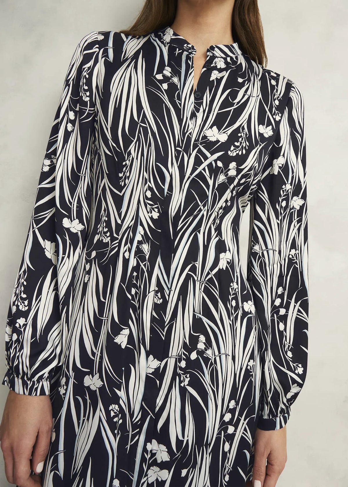 Navy Ivory