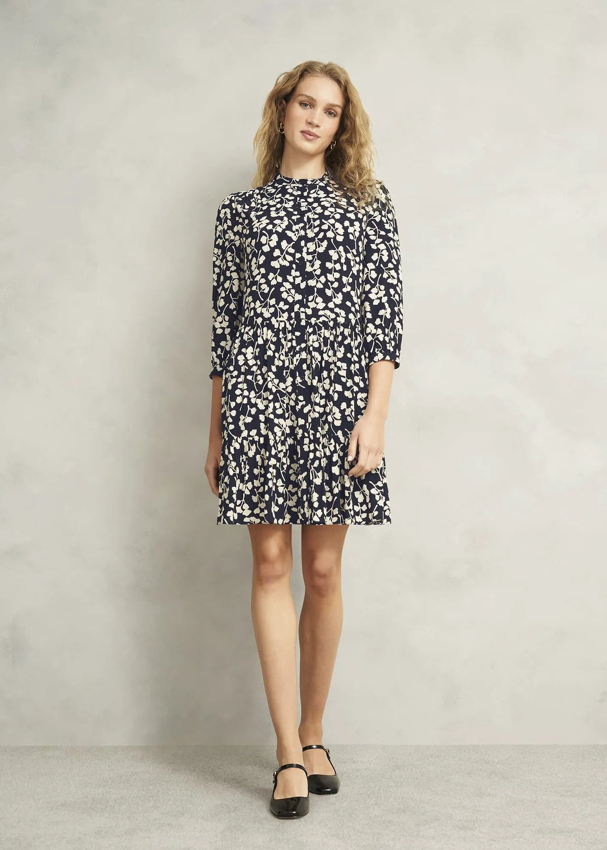 Navy Cream