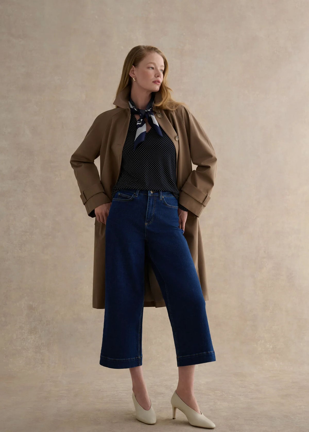 Navy Ivory