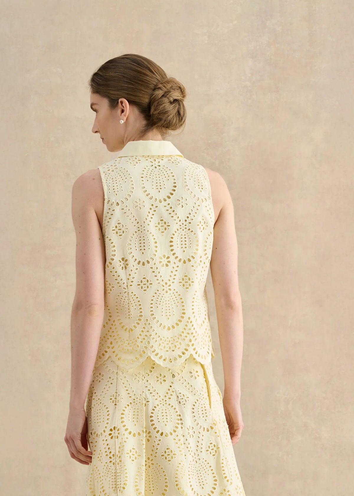 Pale Yellow