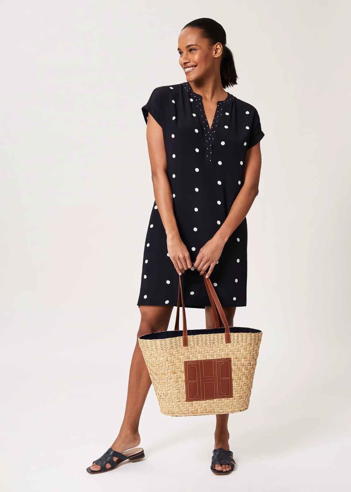 Navy Ivory