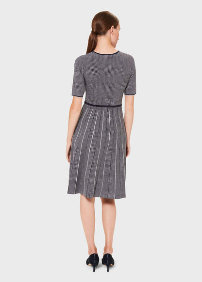 Navy Ivory