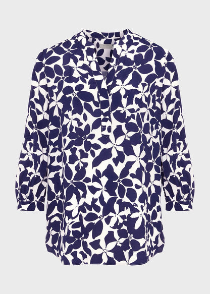 Rich Navy Cream
