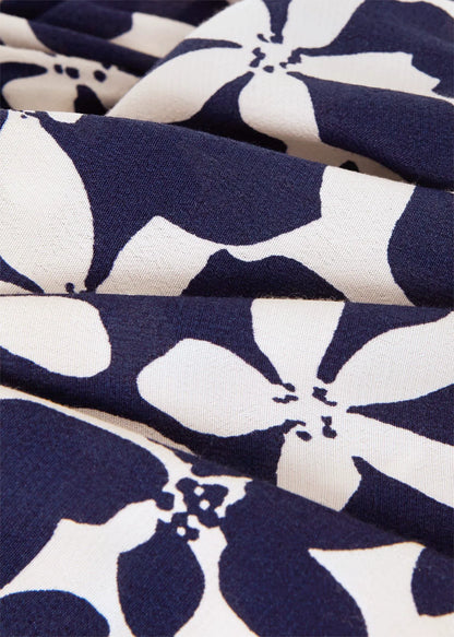 Rich Navy Cream