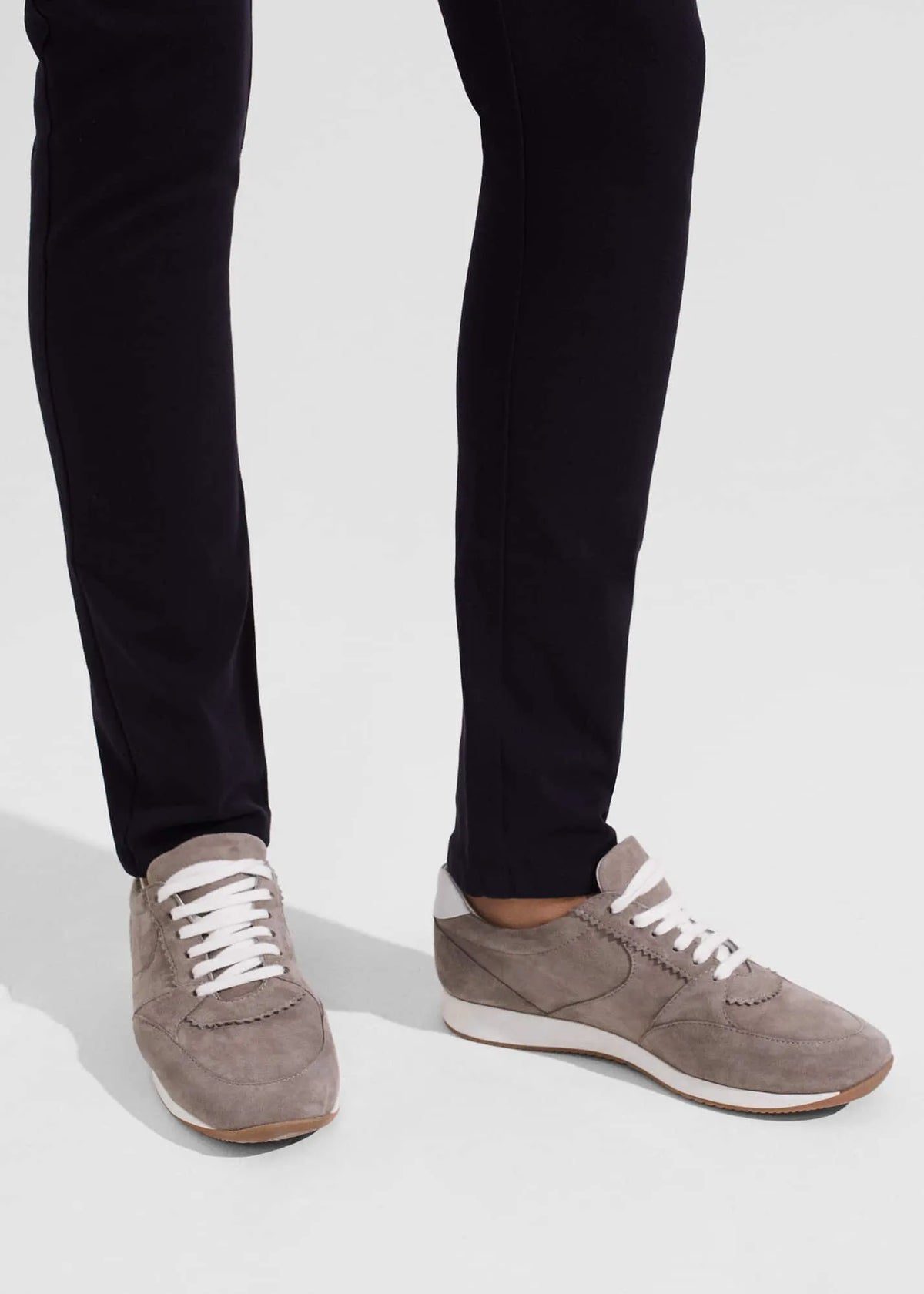 Taupe