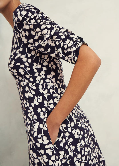 Navy Cream