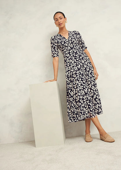 Navy Cream