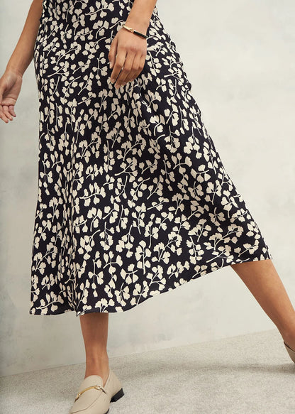 Navy Cream