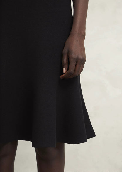 Hobbs Black