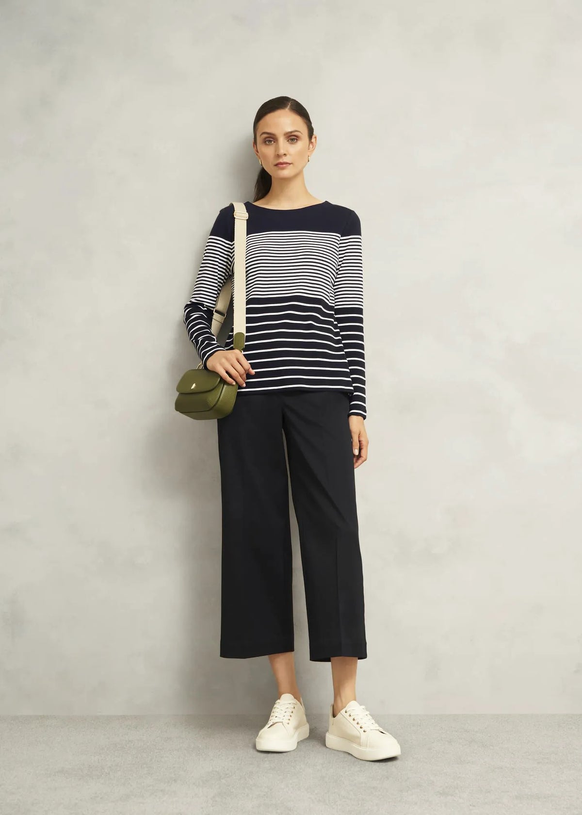 Navy Ivory