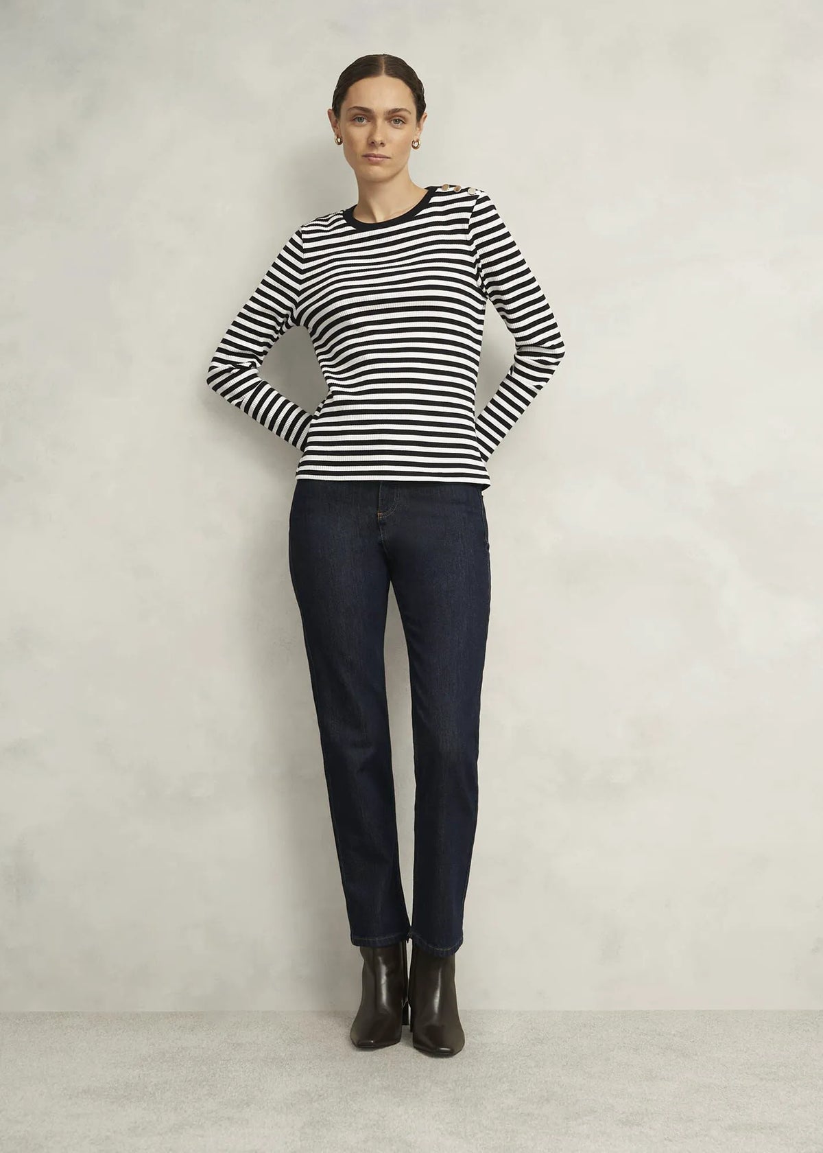 Navy Ivory