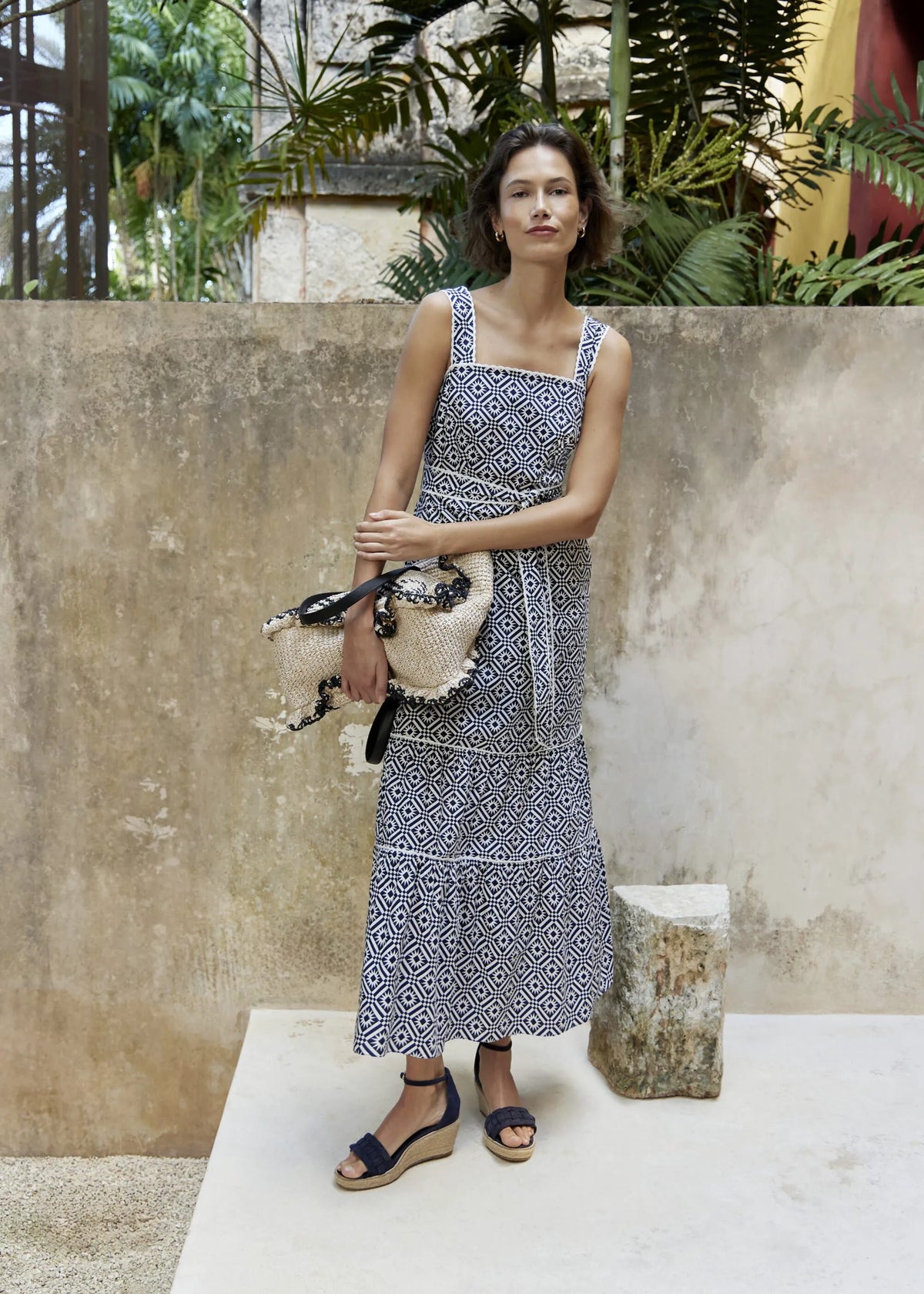 Navy Ivory
