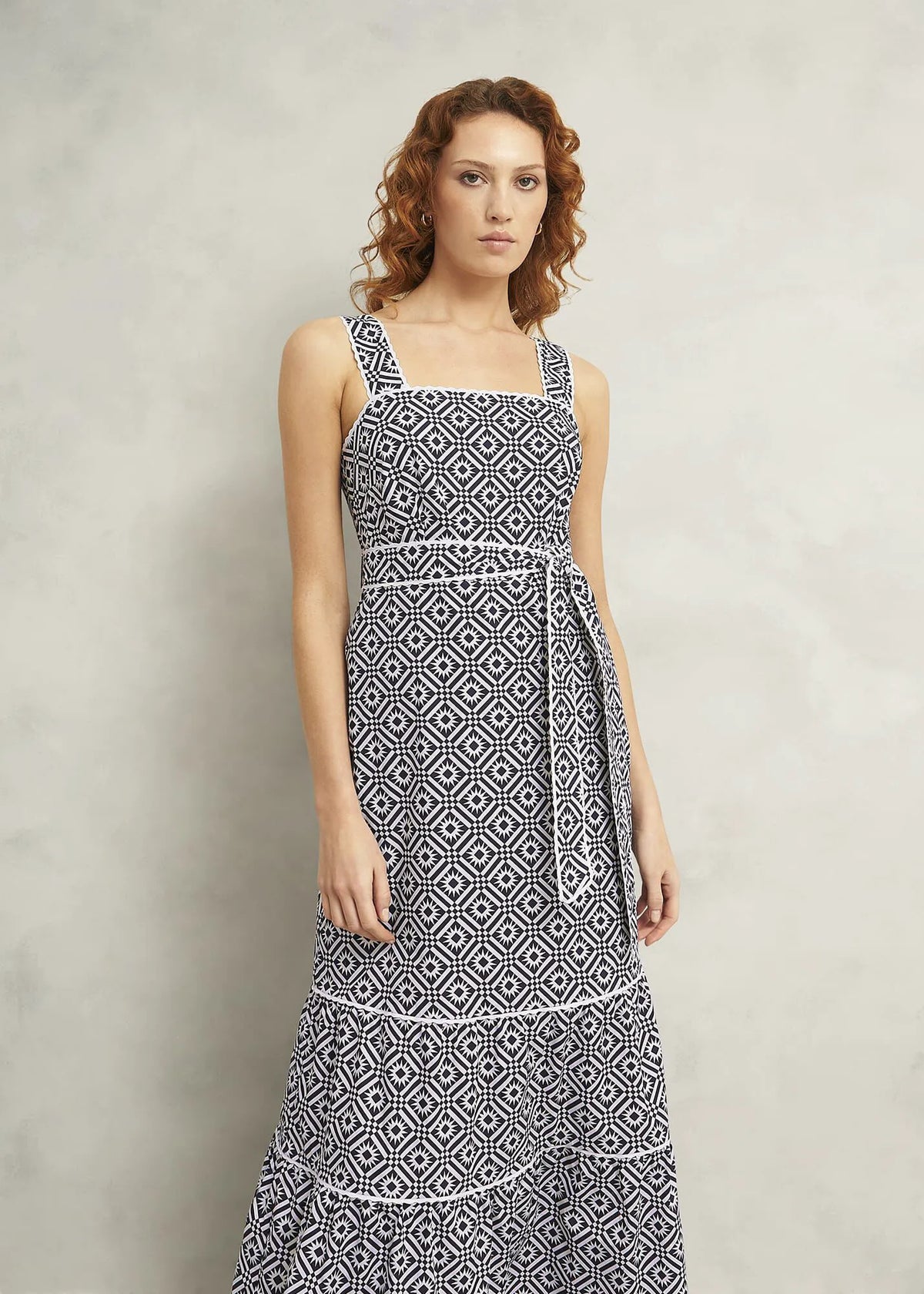 Navy Ivory