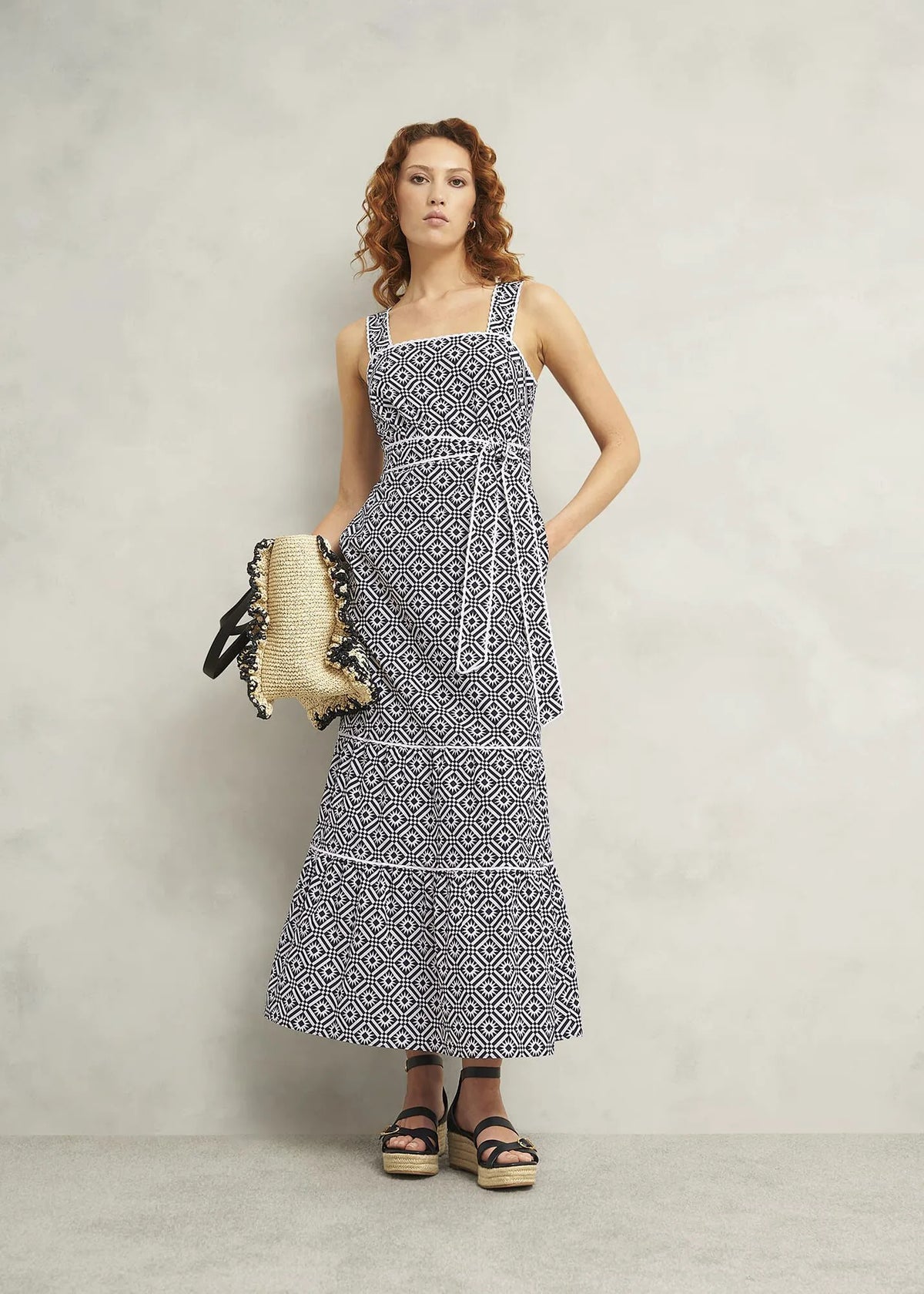 Navy Ivory