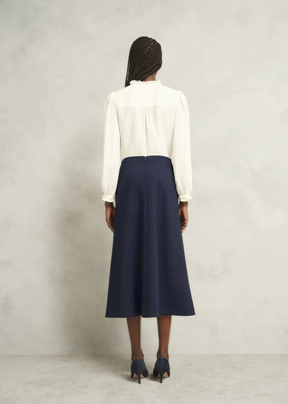 Navy Ivory