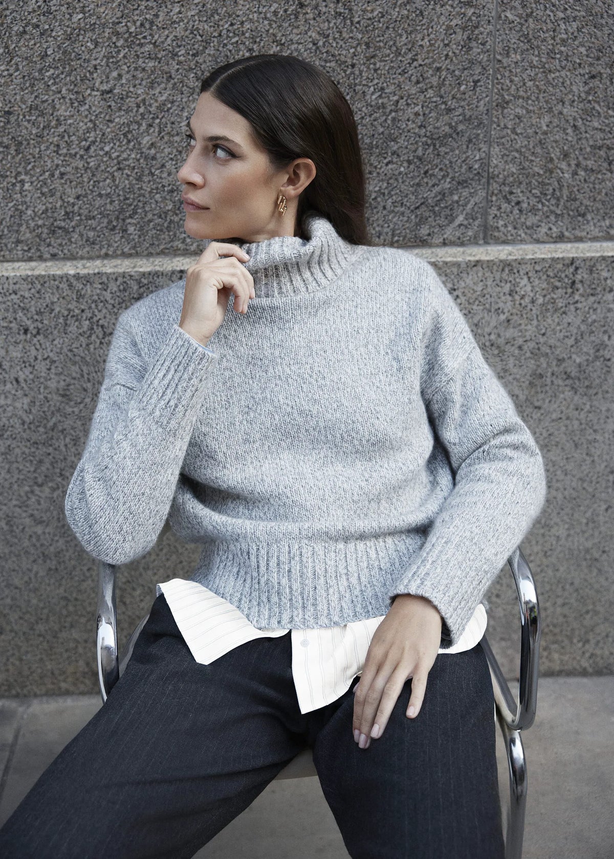 Grey Mouline