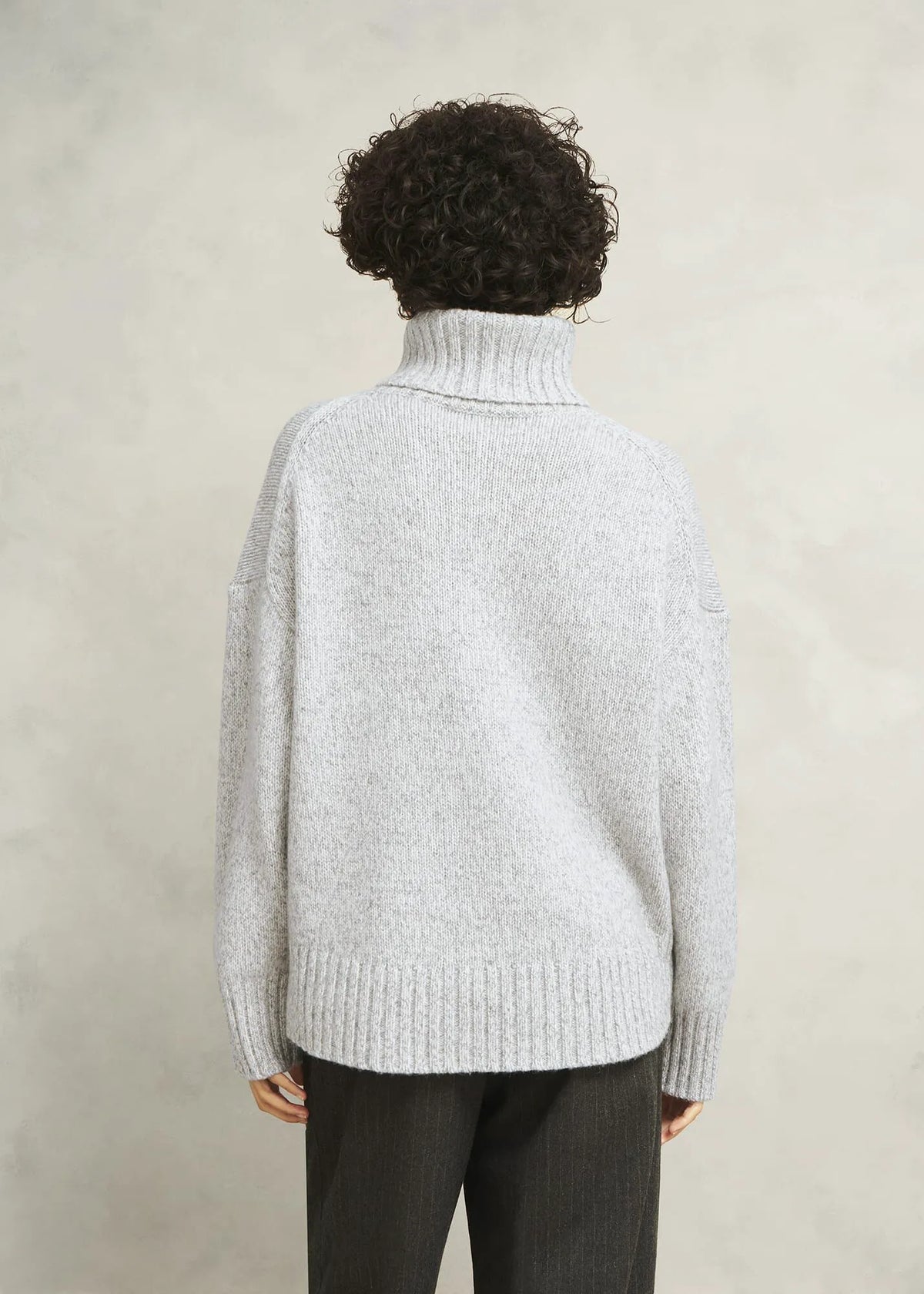 Grey Mouline