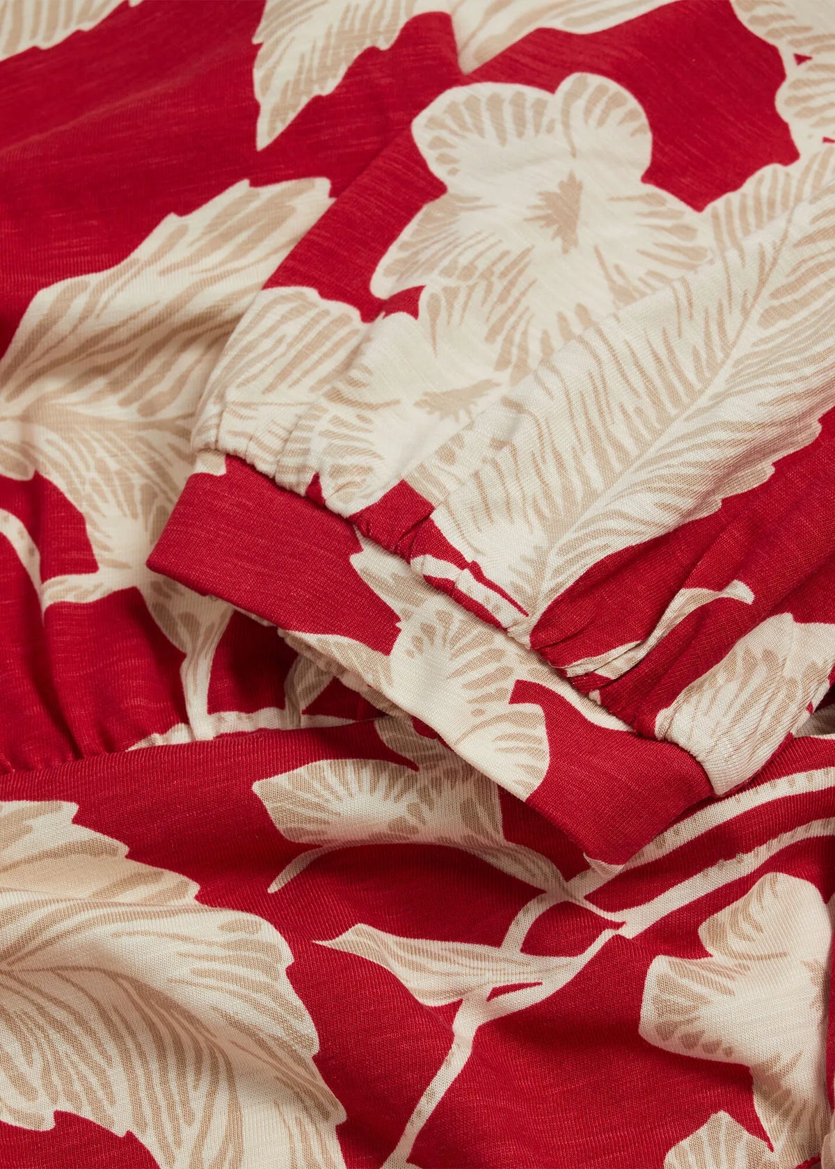 Red Cream