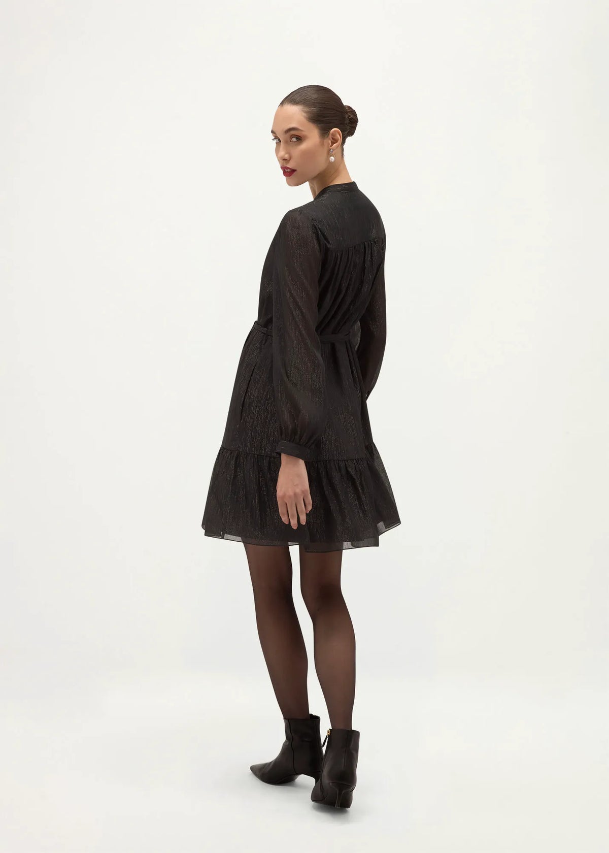Hobbs Black