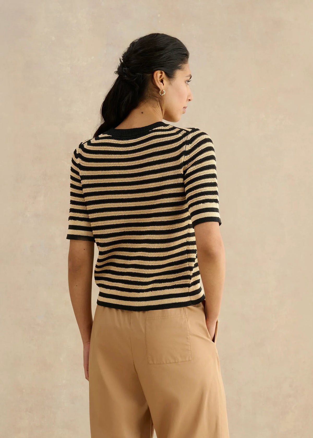 Beige Black