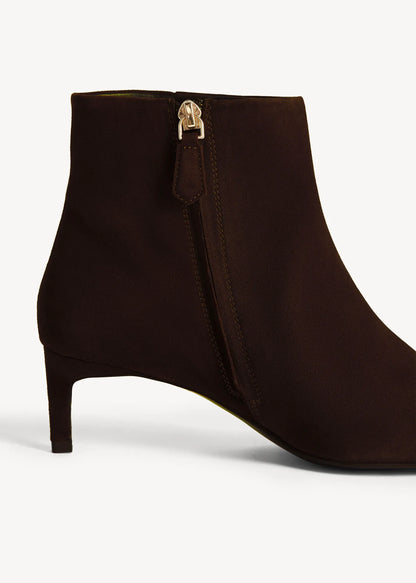 Alder Brown